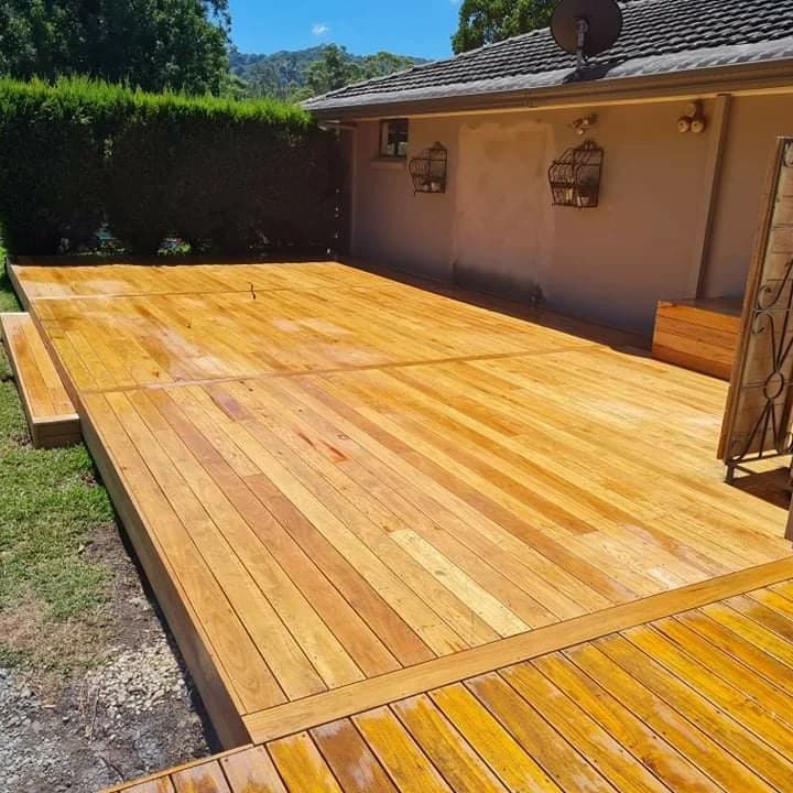 Deck extension added to an existing deck