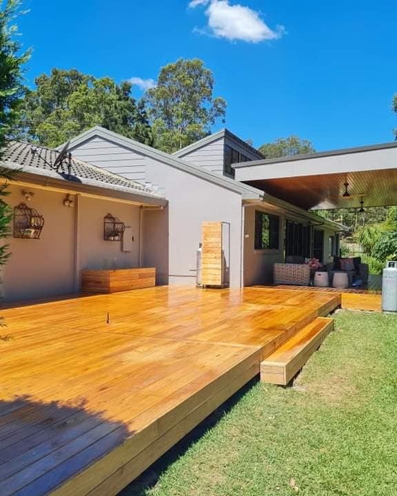 Roofed deck with timber-lined soffit, Stockton